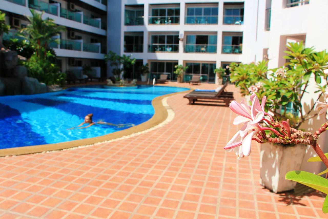 Dragon Beach Resort Jomtien Pattaya Екстериор снимка
