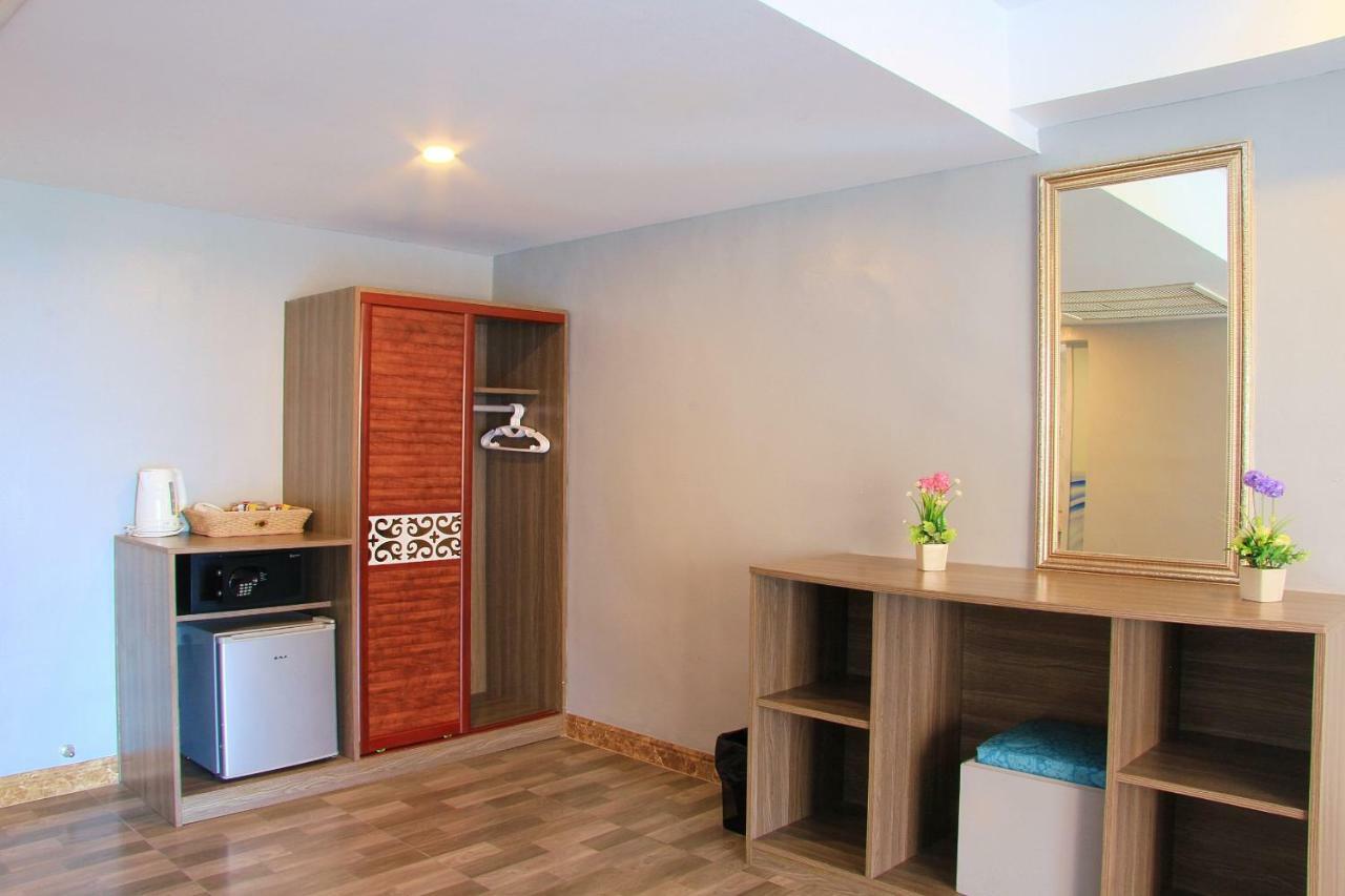 Dragon Beach Resort Jomtien Pattaya Екстериор снимка